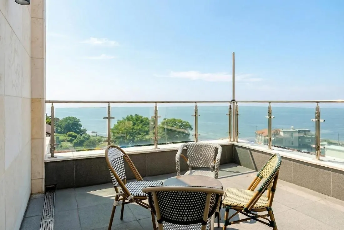 Ganghwa Elijah Pool Villa Incheon 0*,  Korsel