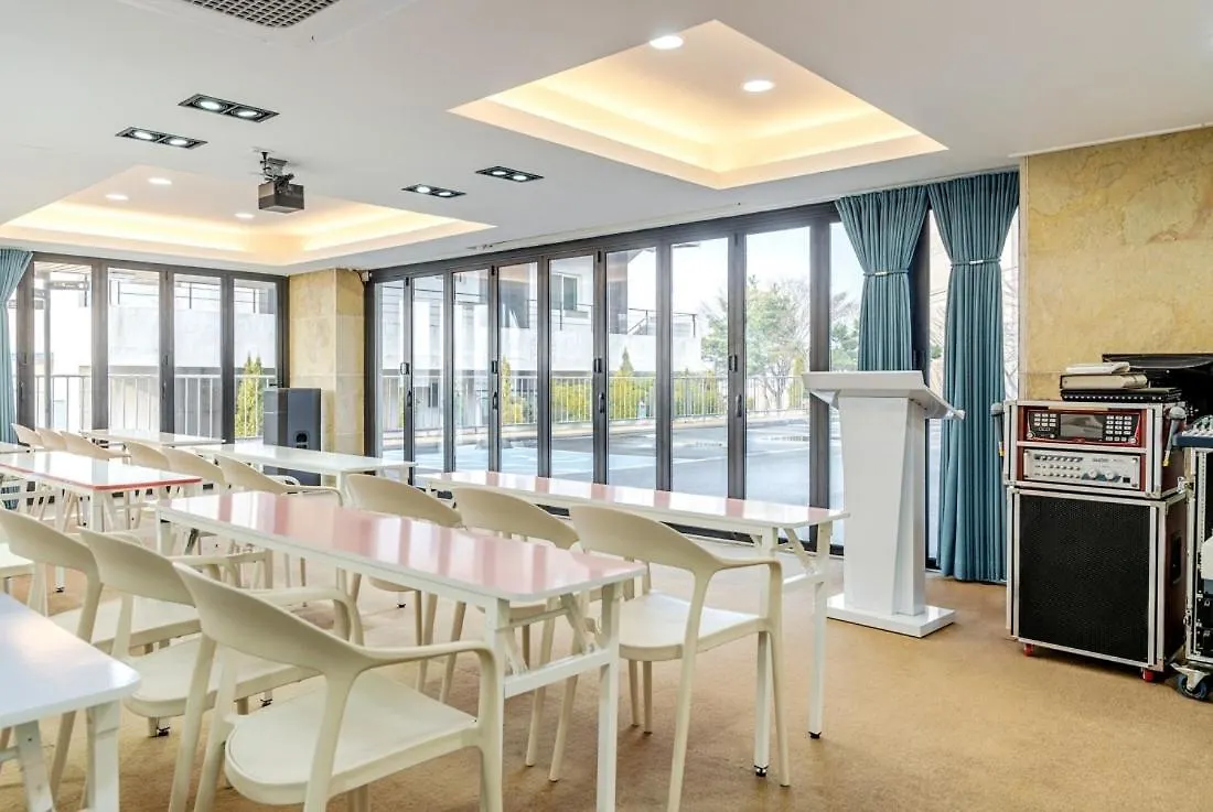 Ganghwa Elijah Pool Villa Incheon