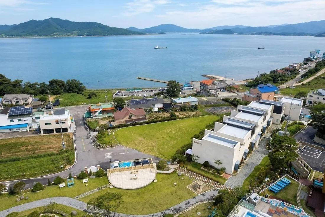 Ganghwa Elijah Pool Villa Incheon Korsel