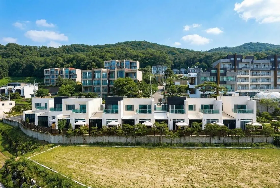 Ganghwa Elijah Pool Villa Incheon 0*,  Korsel